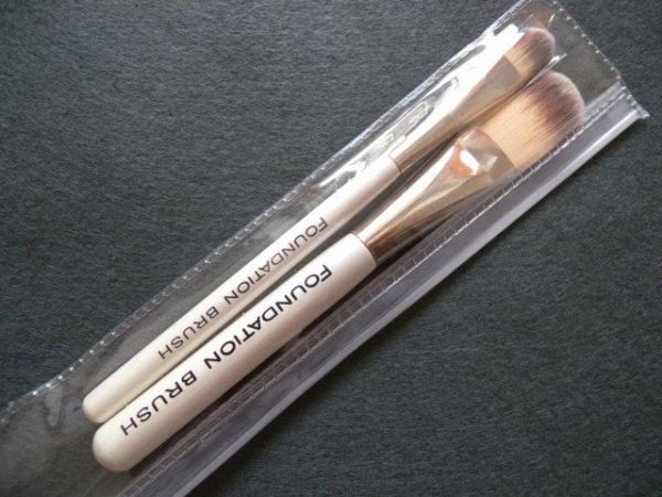 Kit 2 Pincéis para base
